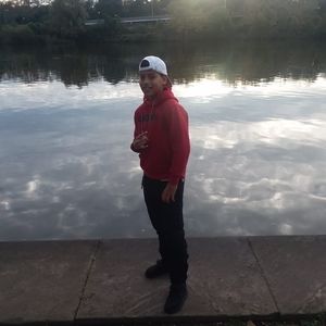 Meet your Posher, Yonlexis